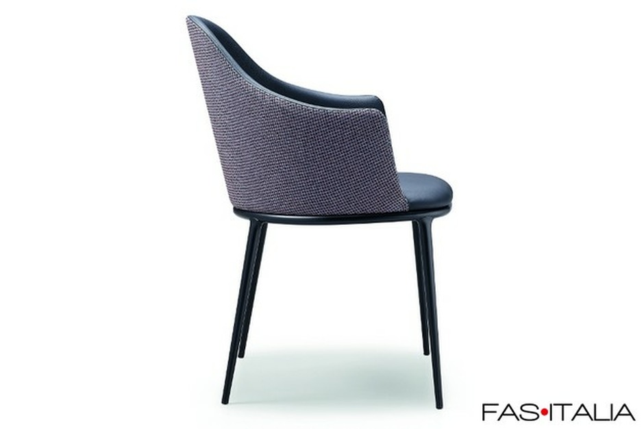 Poltroncina in metallo e rivestimento Violetta