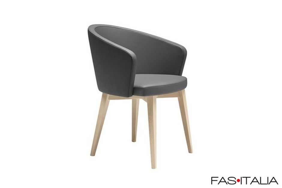 Poltroncina rivestita e base in legno Ulivo