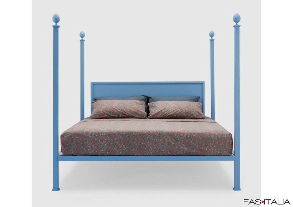 Letto a baldacchino artigianale in ferro