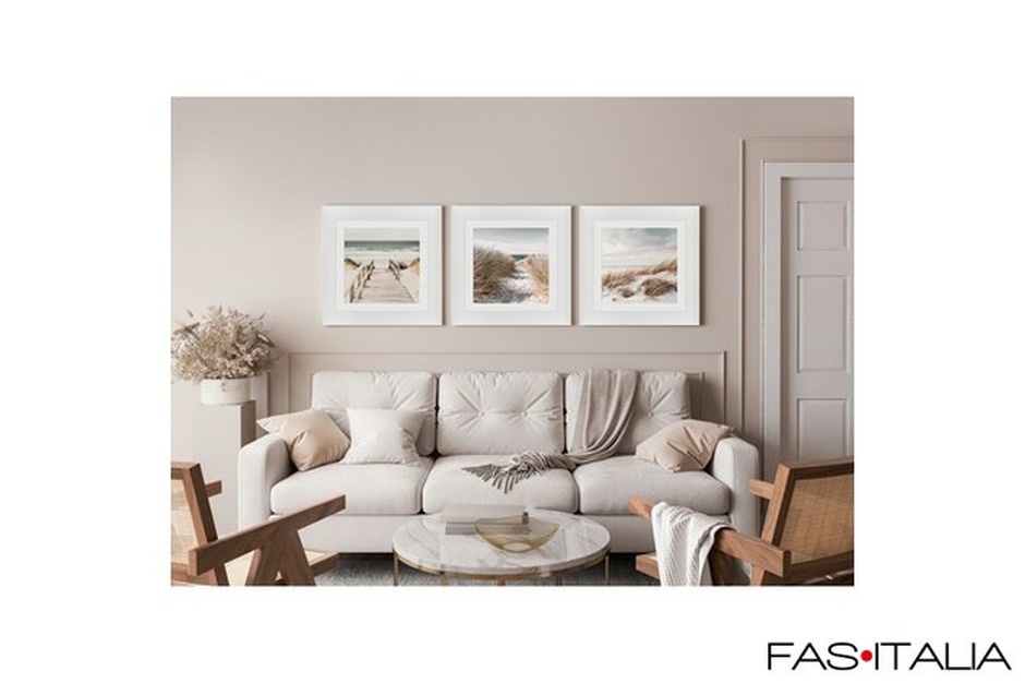 Quadro con cornice quadrata per hotel